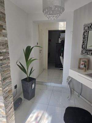 Zugang zum Arbeitszimmer.jpg