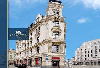 Sehr geehrte Damen und Herren,   herzlichen Dank für Ihr Interesse an o.g. Immobilie. Sehr gern stehen wir Ihnen für weitere Informationen oder einen Besichtigungstermin zur Verfügung.   Aufgrund der aktuell sehr hohen Nachfrage, bitten wir vorab um Überm