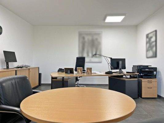 Büro.jpg