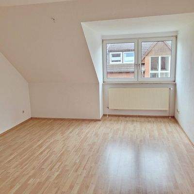 Wohnzimmer mit Laminat