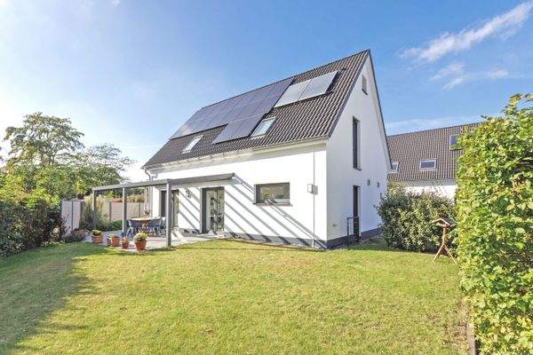 rückwärtige Ansicht.jpg