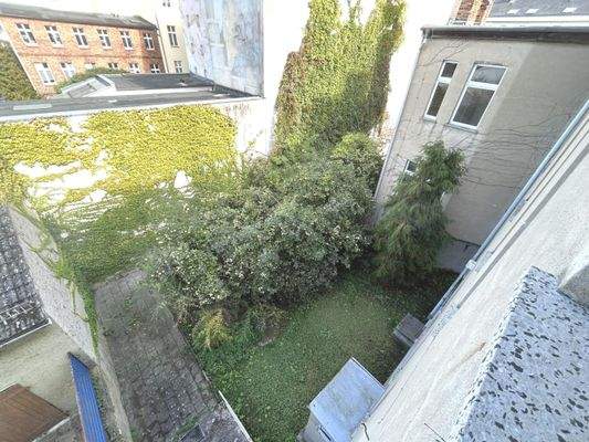 Blick in den Innenhof, Bild 1