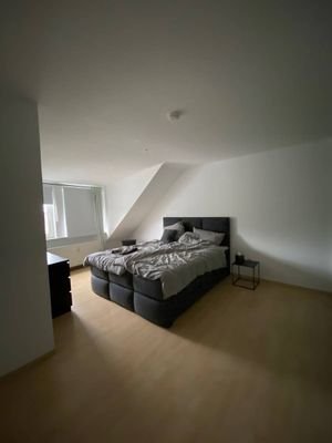 Schlafzimmer DG