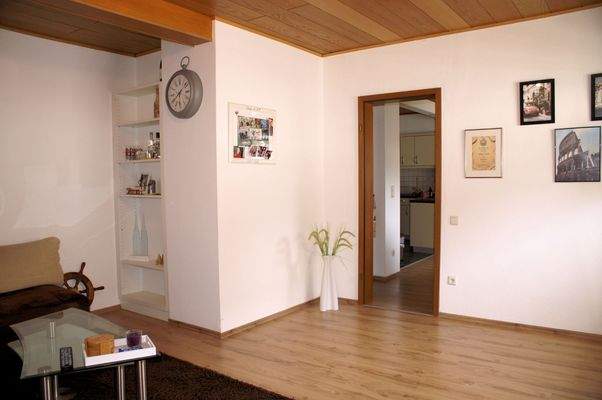 2473 Wohn-/Geschäftshaus in Much