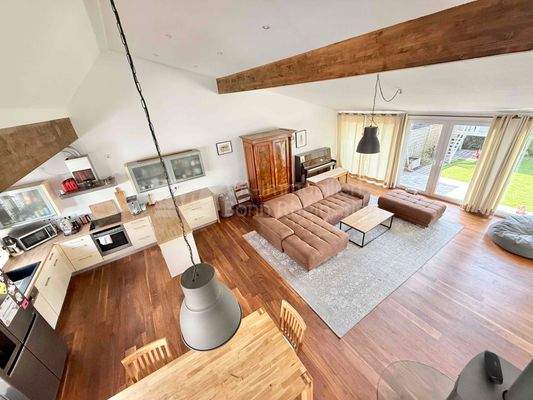 Blick Wohnbereich von oben