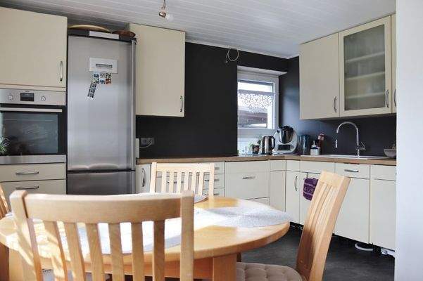 EG - Küche mit Essbereich