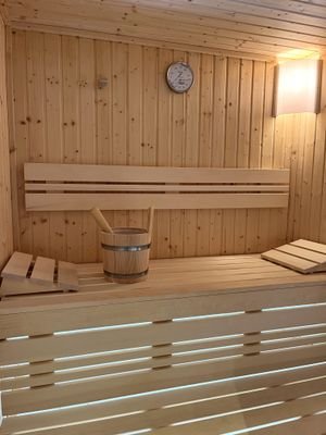 Sauna b.jpg