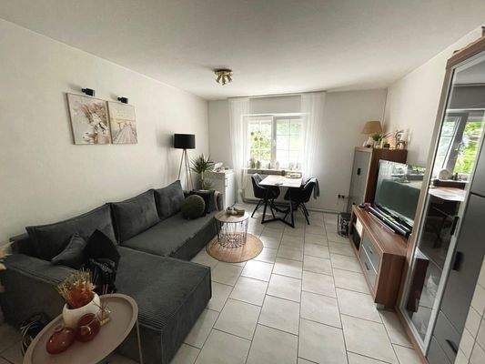 Wohnung 01 - Wohn- und Esszimmer