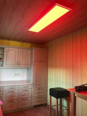 Küchenlicht in rot