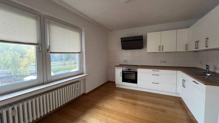 Essbereich mit Einbauküche