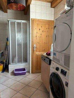 Waschraum mit Gäste WC