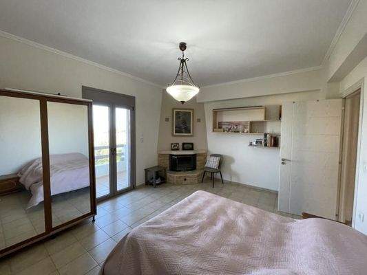 Kreta, Pigi: Geräumiges Haus mit Meerblick zu verkaufen