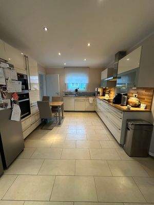 Hochwertige Einbauküche