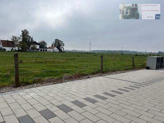 2x Außenstellplätze