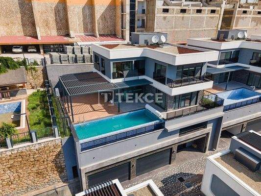 Detached Villas with Sea and Castle Views in Bektaş Alanya