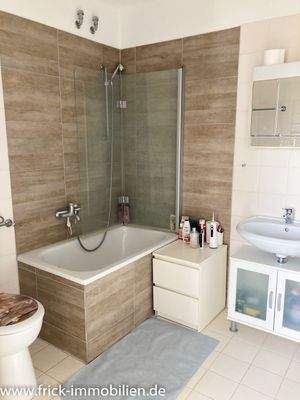 32-Bad-WC Einliegerwohnung.JPG