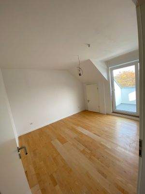 DG vermietete Wohnung - SZ