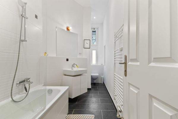 Wannenbad mit Tageslicht