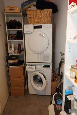 Anschlüsse Waschmaschine u. Trockner