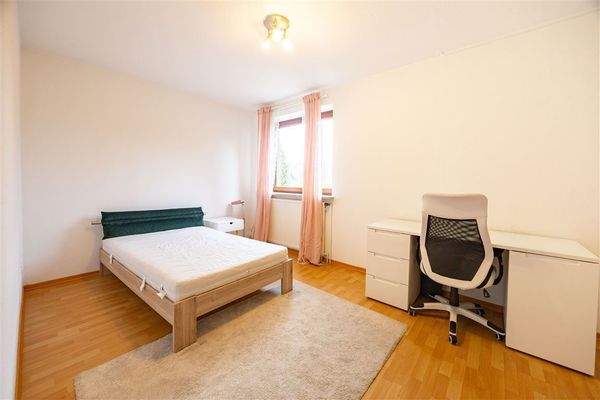 weiteres Schlafzimmer