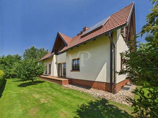 Blick auf den Südgiebel des Hauses