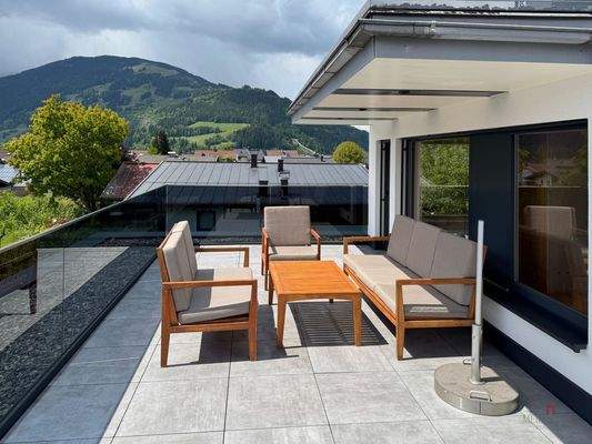 429a8c4c-b600-4423-99ad-42fd09100a3d_original