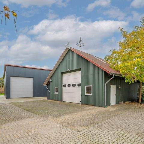 Artlenburg Halle, Artlenburg Hallenfläche