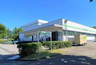 Aussenbereich mit Zufahrt