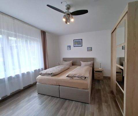 14.Gewerbe links.jpg