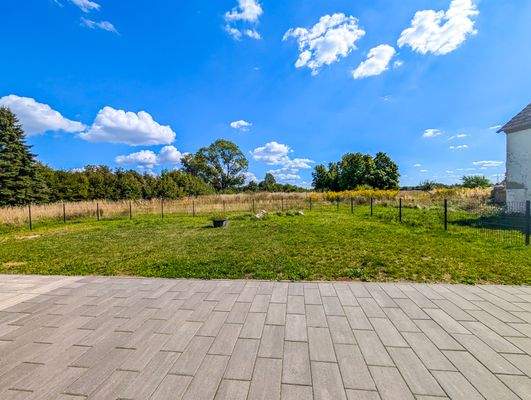 Weitläufiges Grundstück