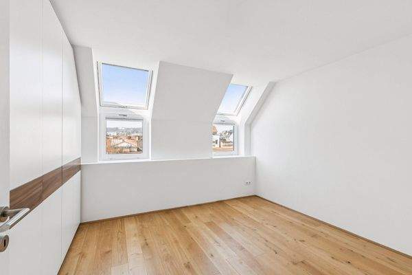 Zimmer 14,00m² - Etage 4. OG