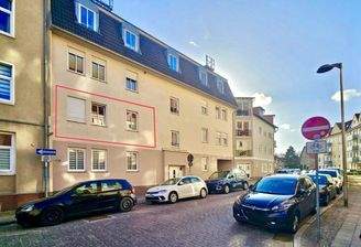 straßenseitige Ansicht