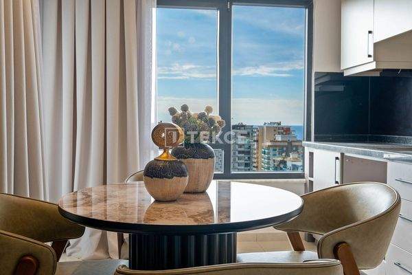 Real Estate in a Two Block Complex 600 M from the Sea in Alanya