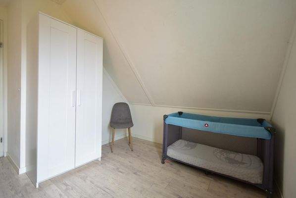 chalet-kaufen-summio-park-aquadelta-bruinisse-niederlande-extra-raum-obergeschoss-kinderbett-2025