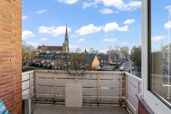 ... tollem Ausblick über die Dächer des Stephaniviertels zur Stephanikirche.