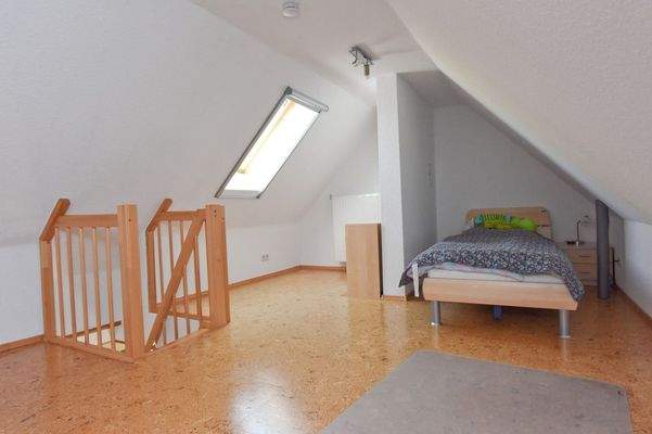 Ausgebauter Spitzbodenmer im Spitzboden