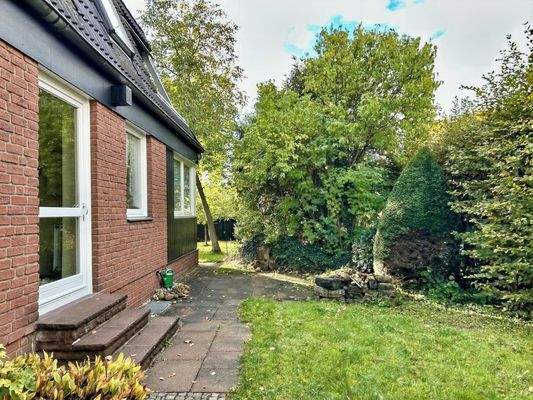 Eingangsbereich an der Giebelseite