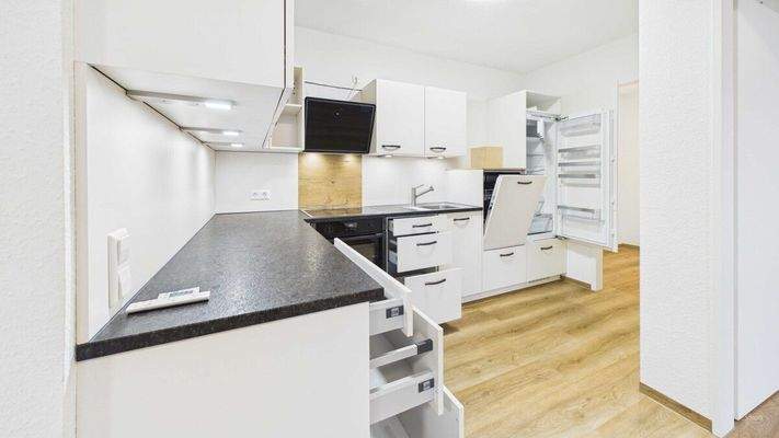 vollausgestattete Einbauküche