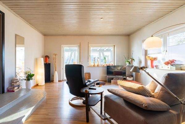 Wohnzimmer mit Wintergarten 