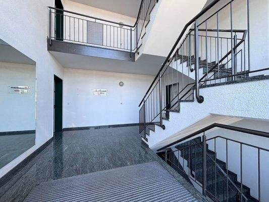 Foyer / Eingangsbereich