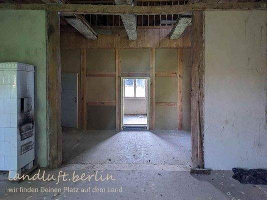 Räume unter der entfernten Decke.jpg