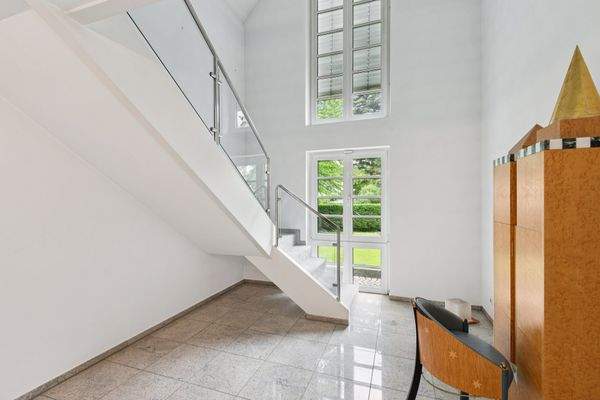 Galerie und Treppenaufgang