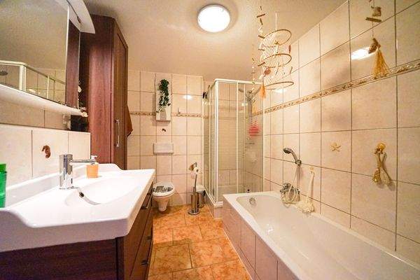 Dusch- und Wannenbad