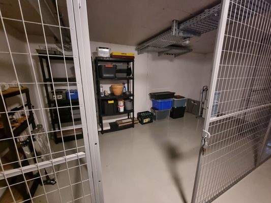 großes Kellerabteil