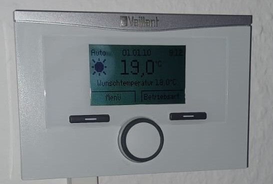Vaillant Raumtemperaturregler (Wohnzimmer).jpg