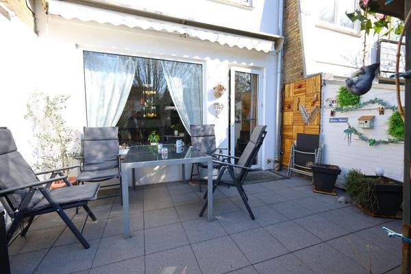 Terrasse mit Markise