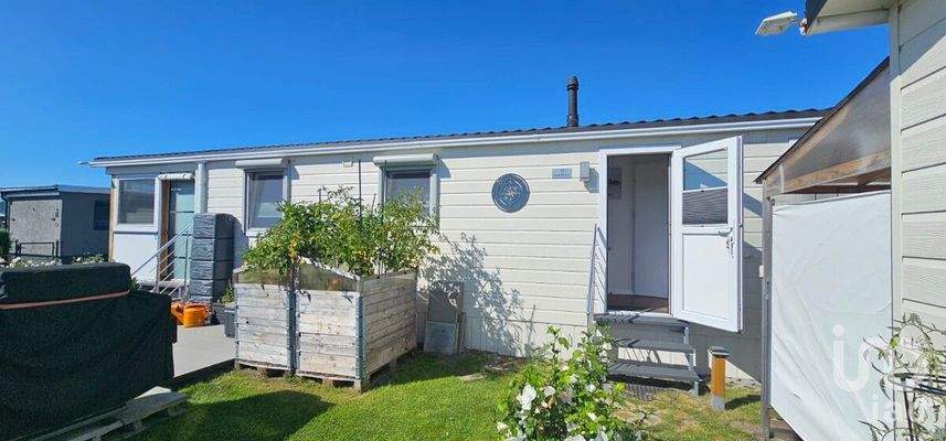 16 Außenansicht Vorderseite