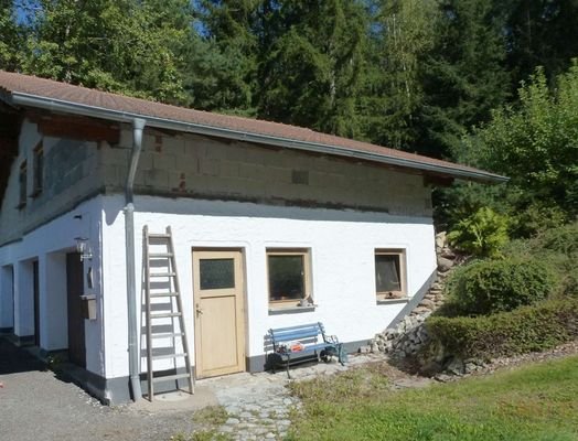 1143 Garage 1