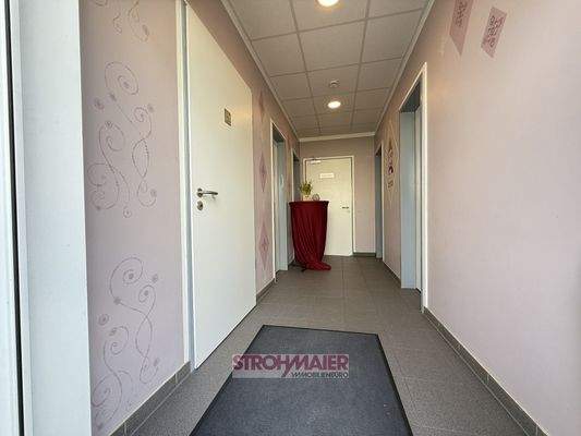 20250507_093702395_iOS