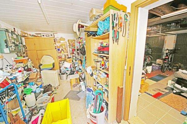 werkstatt und Garage